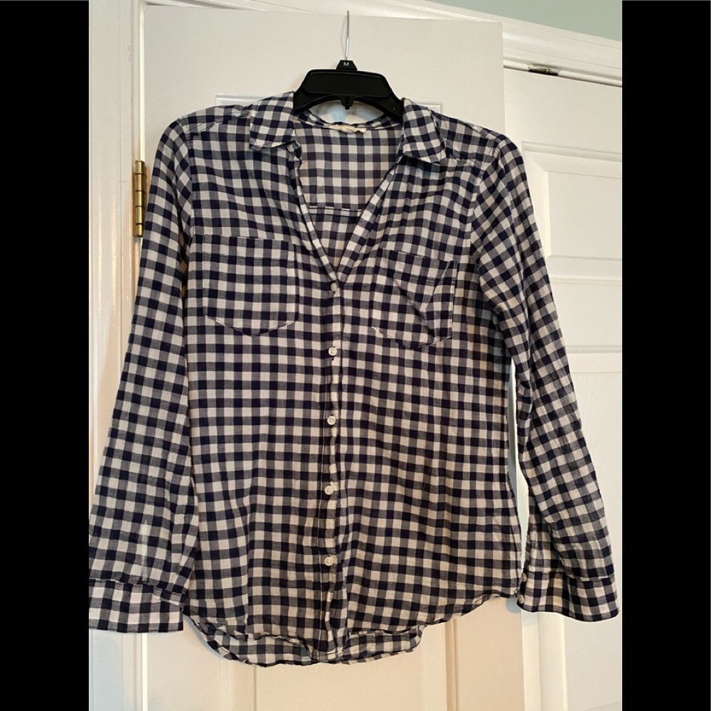 Maison Jules Gingham button up shirt. Size medium